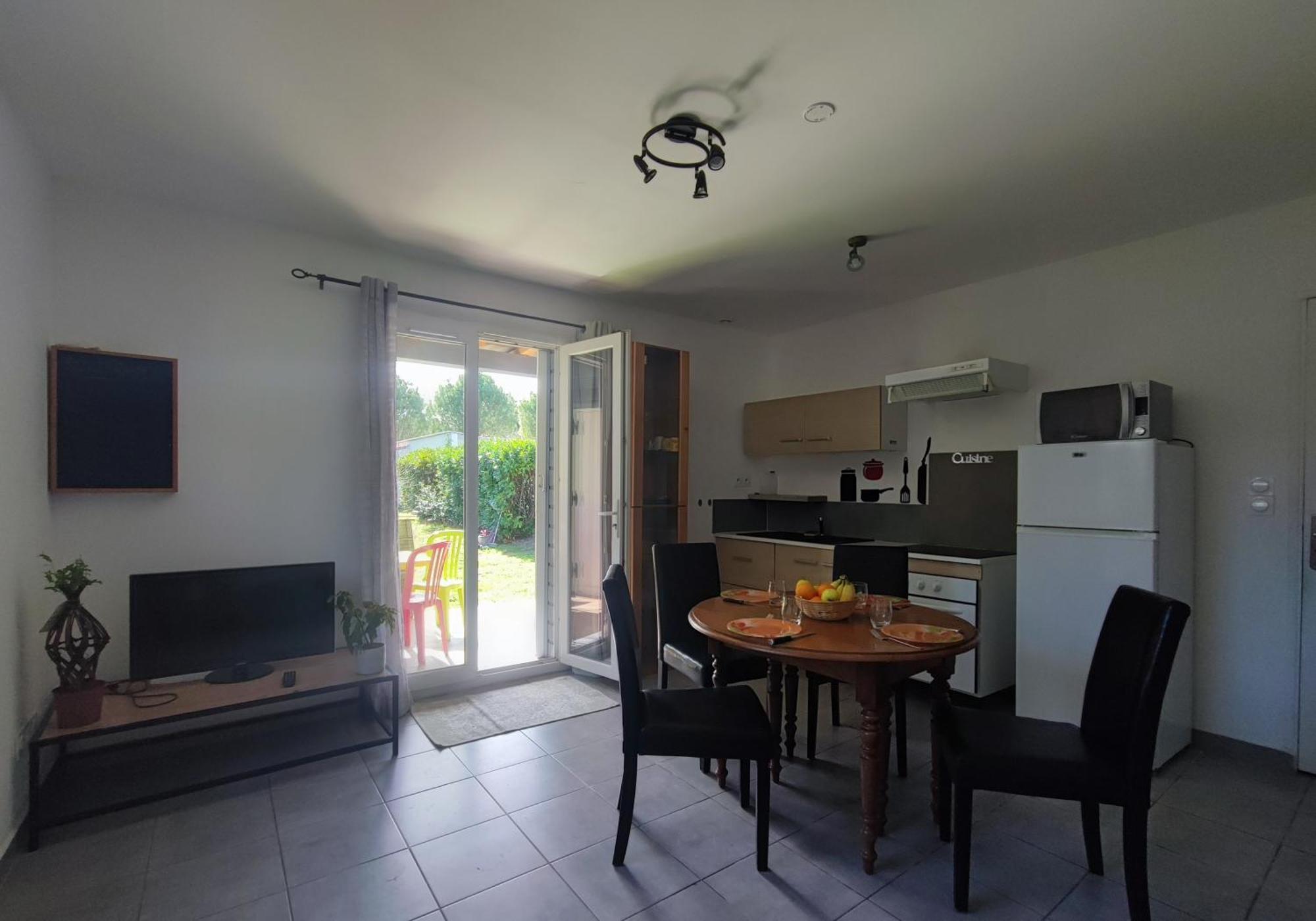 Les Gites De Ginestas Extérieur photo
